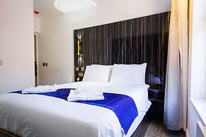 DJ Suites Blackpool