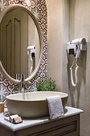 Estia Boutique Apartments