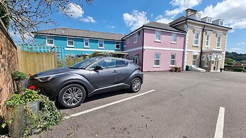 Cotswold Aparthotel