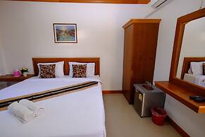 Paktraporn Resort