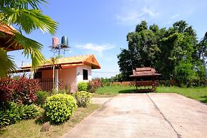 Paktraporn Resort