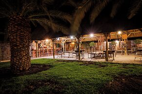 Tsauchab River Lodge