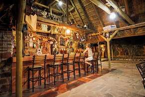 Tsauchab River Lodge