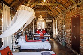 Tsauchab River Lodge