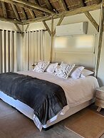 Tsauchab River Lodge