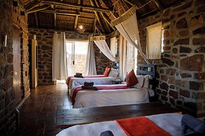 Tsauchab River Lodge