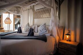 Tsauchab River Lodge
