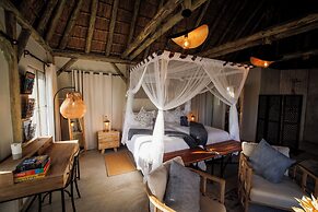 Tsauchab River Lodge