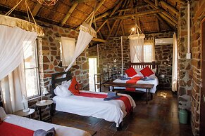 Tsauchab River Lodge