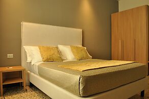 HNN Luxury Suites