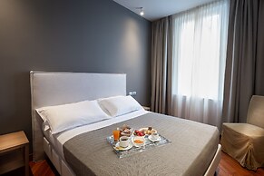 HNN Luxury Suites