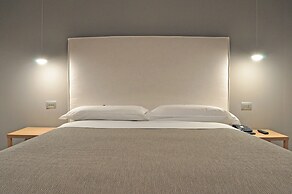 HNN Luxury Suites