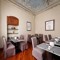 HNN Luxury Suites