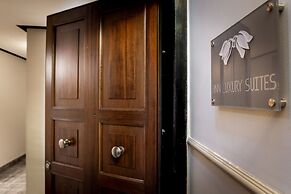 HNN Luxury Suites