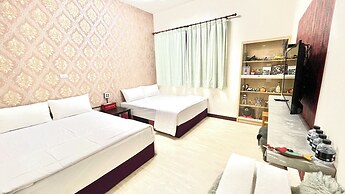 Snug Nine Inn