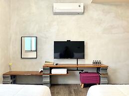Snug Nine Inn