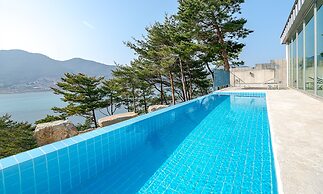 Bayclub