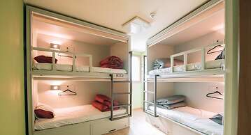 Midtown Hostel