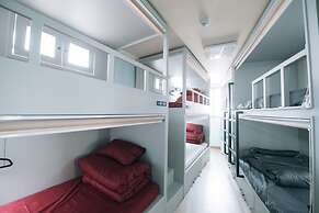 Midtown Hostel