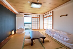 J-Hoppers Lake Biwa Guesthouse - Hostel