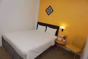 Vyhouse Hanoi Hotel