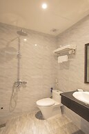 Vyhouse Hanoi Hotel