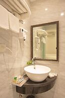 Vyhouse Hanoi Hotel