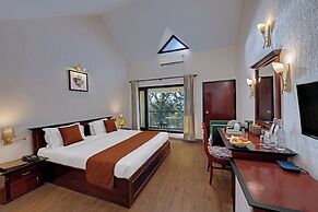 8fold-Pinecrest By LaRiSa, Bhimtal
