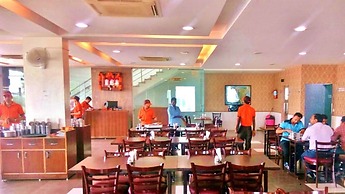 Adhunik Hotel Behror