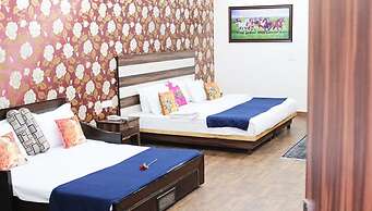 Adhunik Hotel Behror