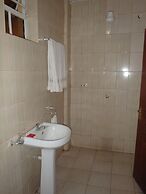 Mau Summit Hotel