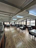 Seref Hotel