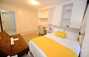 Corgi Guest House