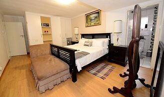 Corgi Guest House
