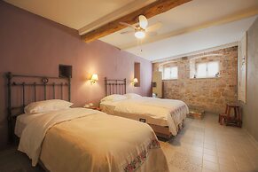 Podemos Otel