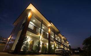 The Cozy Hotel