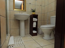 Ledumo Lodge