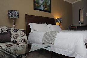 Ledumo Lodge