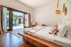 Villa Makasih by Villa Finder