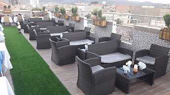 Hotel Timgad