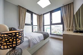 Shine Hotel