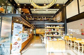 Shine Hotel