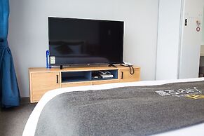 Shine Hotel