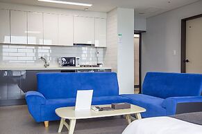 Shine Hotel
