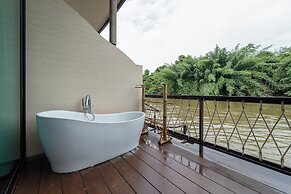 Binlha Raft Resort