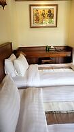 Lah Own Khaolak Resort