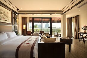 Peach Blossom Resort Hotel