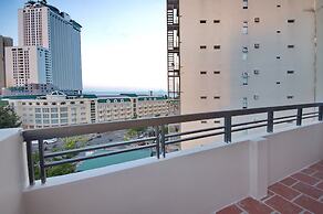 Harvey Hotel & Apartments