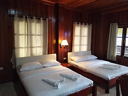 Hadson Resort