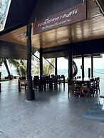 Hadson Resort
